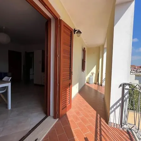 Residenza Sinis Daire *